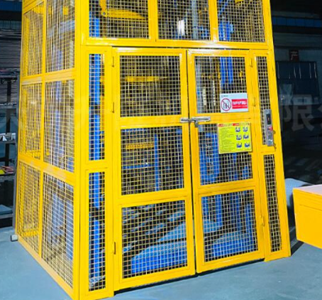 万源货梯可以安装在室外吗